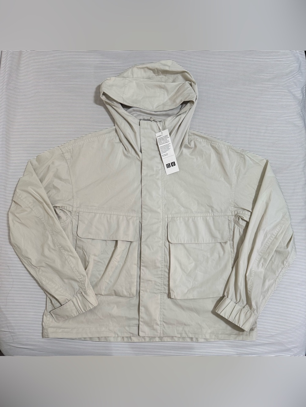 Uniqlo U Utility Hooded Jacket Unisex Small Light Gray Color (23.8 inch PtP) NWT